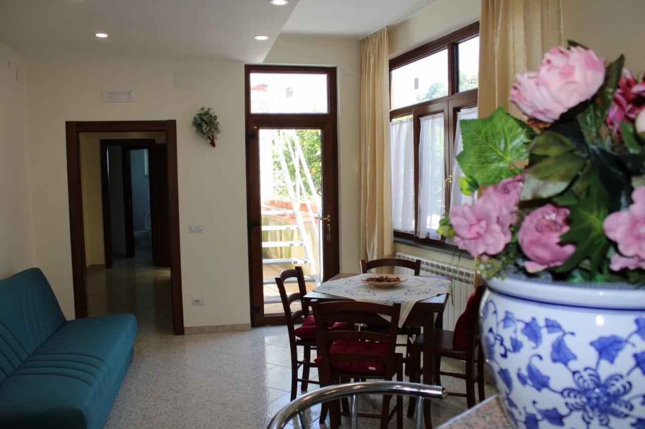 Casa Angelina Termini Exterior foto